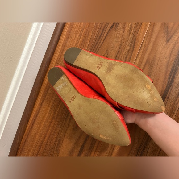 EUC UGG Red pointed toe leather flats - size 8 - summer, red, flashy - Picture 7 of 10